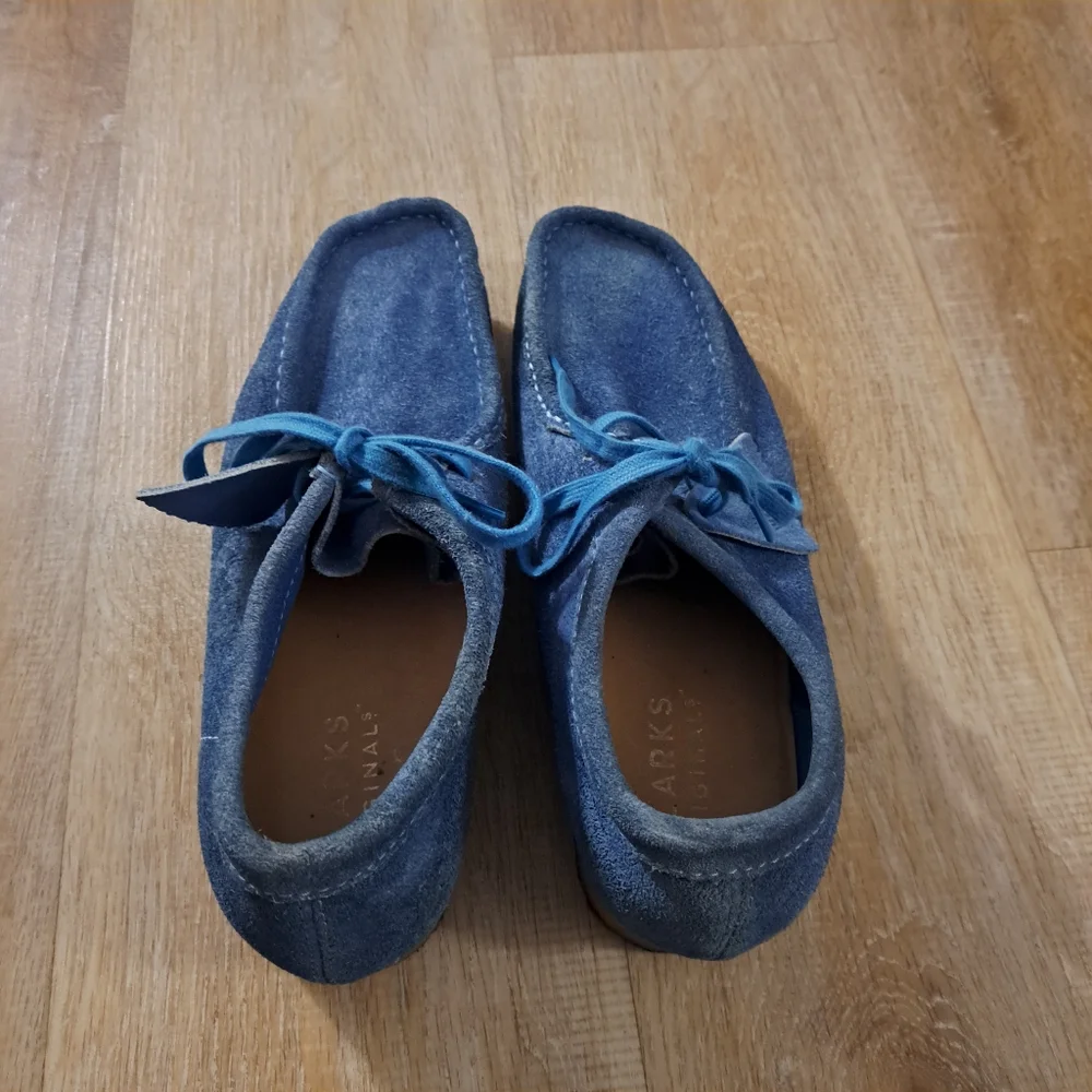 Clarks classic wallabee